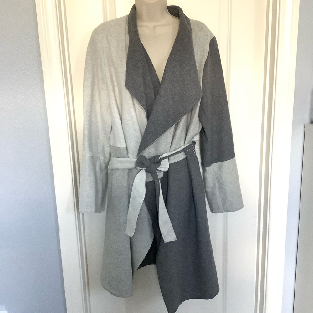 $179 Alfani Women's Gray Colorblocked Wing Collar Belted Waist Jacket Size L/XL - Picture 2 of 9